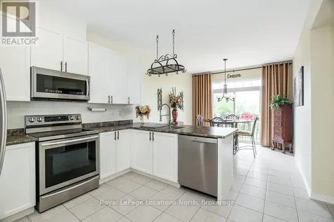 22 Berkshire Avenue Wasaga Beach ON L9Z 0G3
