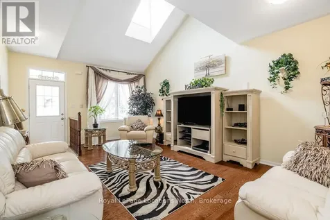 22 Berkshire Avenue Wasaga Beach ON L9Z 0G3