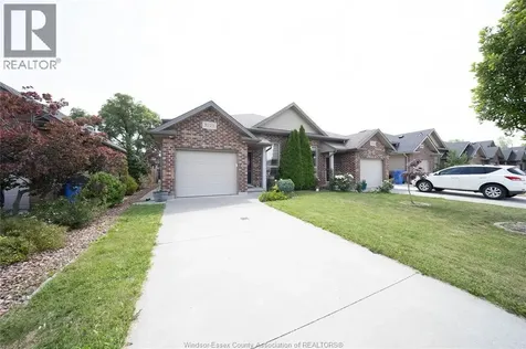 3222 Seville Avenue Windsor ON N8N 0A4