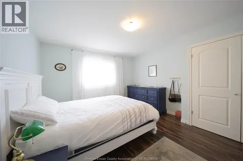 3222 Seville Avenue Windsor ON N8N 0A4