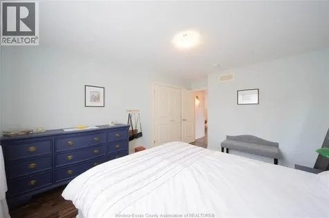 3222 Seville Avenue Windsor ON N8N 0A4