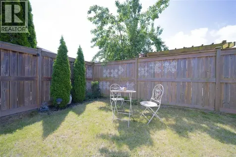 3222 Seville Avenue Windsor ON N8N 0A4