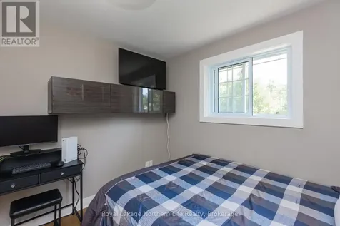 64 Eglington Road South Callander ON P0H 1H0