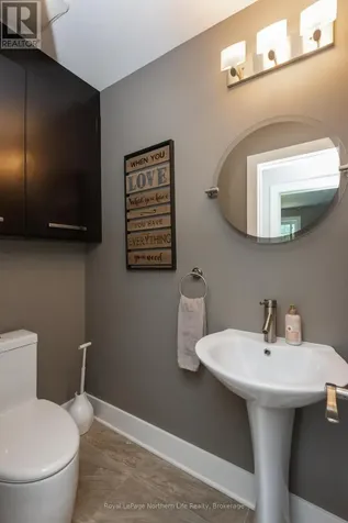 64 Eglington Road South Callander ON P0H 1H0