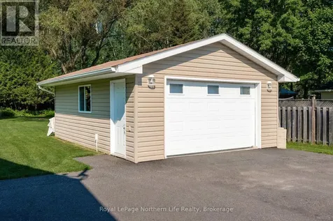 64 Eglington Road South Callander ON P0H 1H0