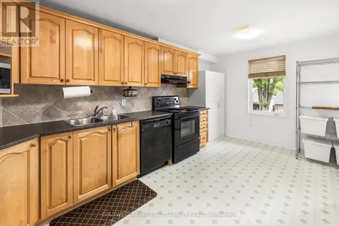 10 Daybreak Street Ottawa ON K2G 6T9
