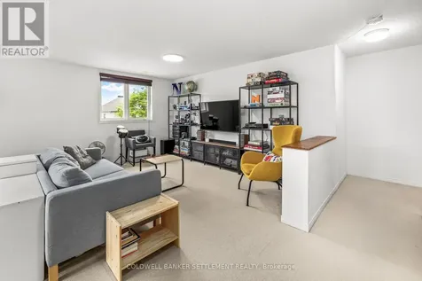 10 Daybreak Street Ottawa ON K2G 6T9
