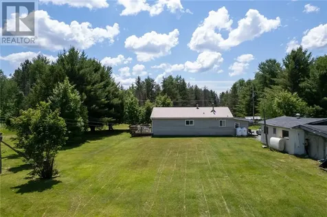 55 Beauchamp Drive Espanola ON P5E 1R1