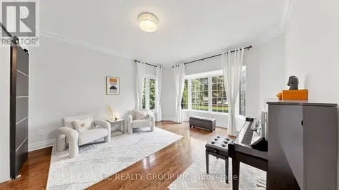 61 Sherrick Drive Whitchurch-stouffville ON L4A 2E9