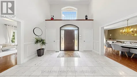 61 Sherrick Drive Whitchurch-stouffville ON L4A 2E9