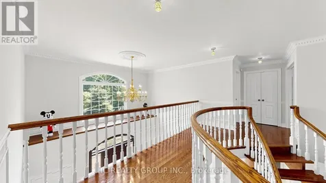 61 Sherrick Drive Whitchurch-stouffville ON L4A 2E9