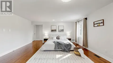 61 Sherrick Drive Whitchurch-stouffville ON L4A 2E9