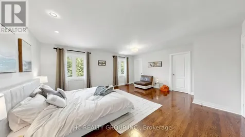 61 Sherrick Drive Whitchurch-stouffville ON L4A 2E9