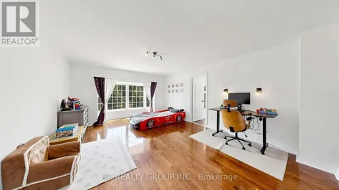 61 Sherrick Drive Whitchurch-stouffville ON L4A 2E9