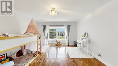 61 Sherrick Drive Whitchurch-stouffville ON L4A 2E9
