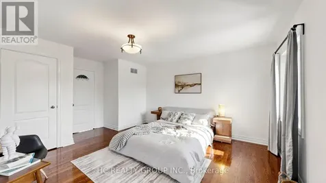 61 Sherrick Drive Whitchurch-stouffville ON L4A 2E9