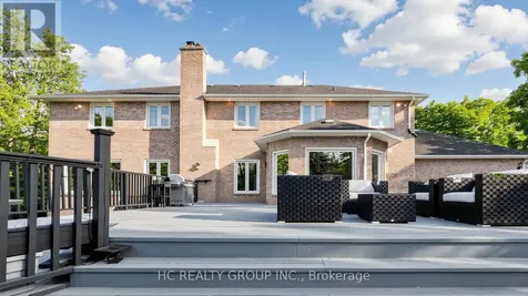 61 Sherrick Drive Whitchurch-stouffville ON L4A 2E9