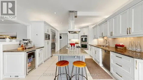 61 Sherrick Drive Whitchurch-stouffville ON L4A 2E9
