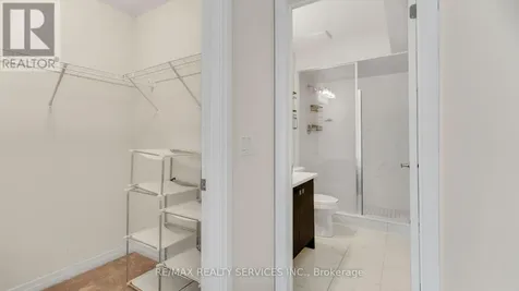 585 Colborne Street East Brantford ON N3S 0K4