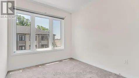 585 Colborne Street East Brantford ON N3S 0K4