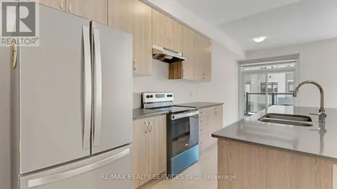 585 Colborne Street East Brantford ON N3S 0K4