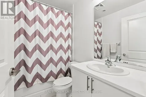 39 Annie Craig Drive Toronto (mimico) ON M8V 0H1