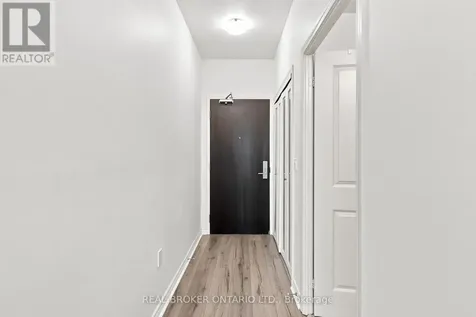 39 Annie Craig Drive Toronto (mimico) ON M8V 0H1