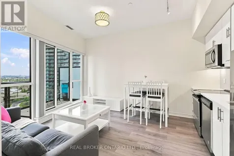 39 Annie Craig Drive Toronto (mimico) ON M8V 0H1