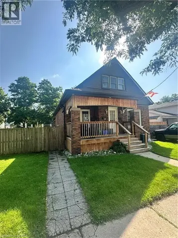 9 Crown Street Brantford ON N3T 5L3