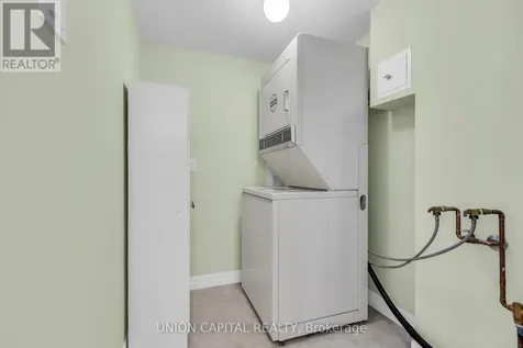 265 Westcourt Place Waterloo ON N2L 6E4