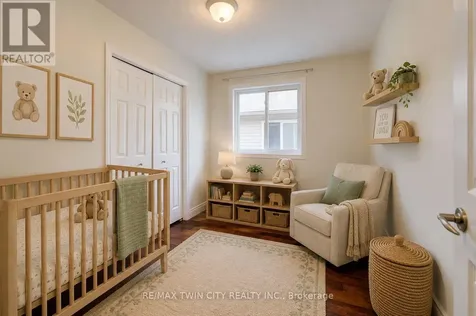 569 Violet Street Waterloo ON N2V 2T8