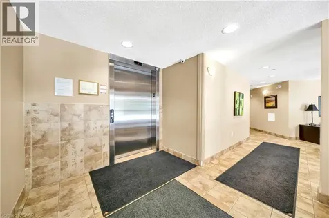 8 Harris Street Cambridge ON N1R 8R1