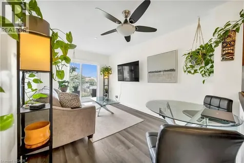 8 Harris Street Cambridge ON N1R 8R1