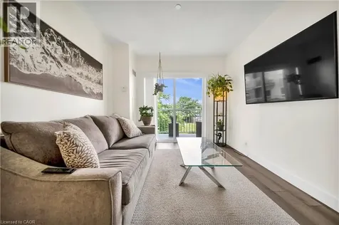 8 Harris Street Cambridge ON N1R 8R1