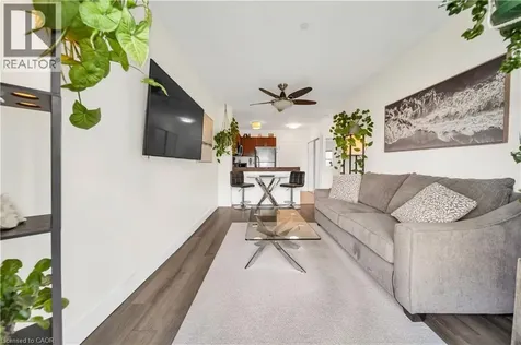 8 Harris Street Cambridge ON N1R 8R1