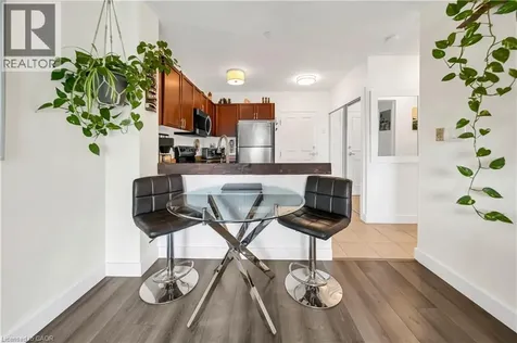 8 Harris Street Cambridge ON N1R 8R1