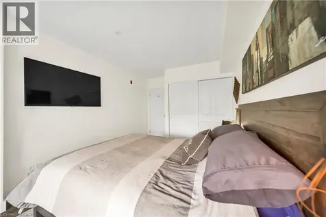 8 Harris Street Cambridge ON N1R 8R1