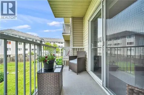 8 Harris Street Cambridge ON N1R 8R1