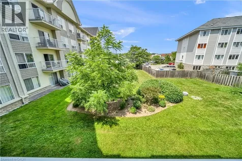 8 Harris Street Cambridge ON N1R 8R1