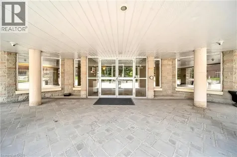8 Harris Street Cambridge ON N1R 8R1