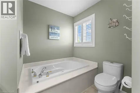 57 Goodman Crescent St. Catharines ON L2S 3Z5