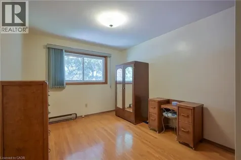 99 Lorraine Avenue Kitchener ON N2B 2N1