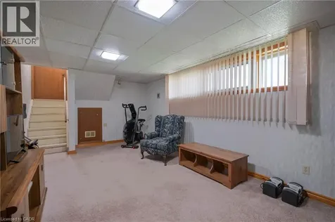 99 Lorraine Avenue Kitchener ON N2B 2N1
