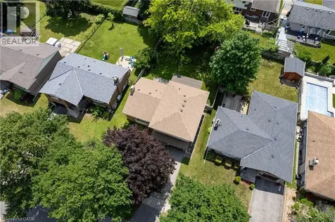 99 Lorraine Avenue Kitchener ON N2B 2N1