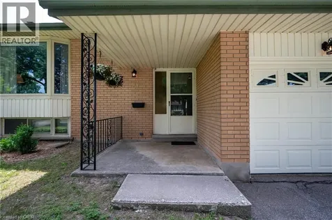 99 Lorraine Avenue Kitchener ON N2B 2N1