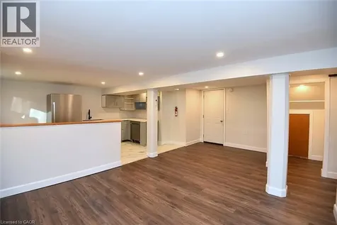 282 East 38th Street Hamilton ON L8V 4G3