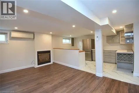 282 East 38th Street Hamilton ON L8V 4G3