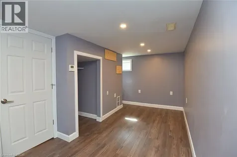 282 East 38th Street Hamilton ON L8V 4G3