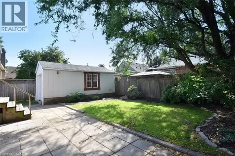 282 East 38th Street Hamilton ON L8V 4G3