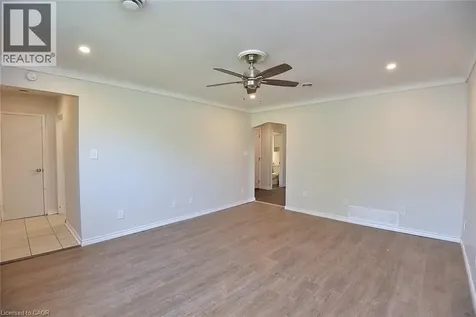 282 East 38th Street Hamilton ON L8V 4G3